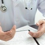 Les médecins américains divisés sur la recommandation de l’e-cigarette à leurs patients fumeurs