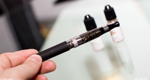 "L'e-cigarette plus efficace que le paquet neutre" à lire sur les Échos.