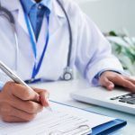 Australie : le gouvernement appelle les vapoteurs à voir leur médecin