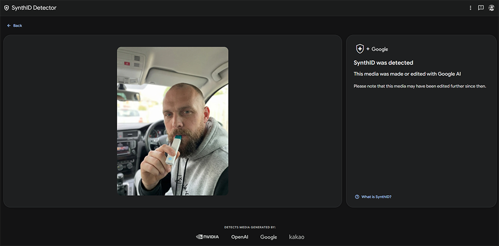 Résultat du détecteur SynthID de Google sur une photo de témoignage Mymoodz